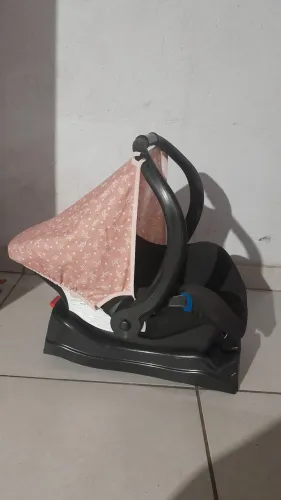 Bebê conforto com base 