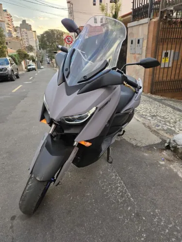 Moto X Max 250