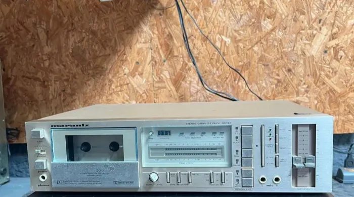Tape deck marantz ( só reproduz )