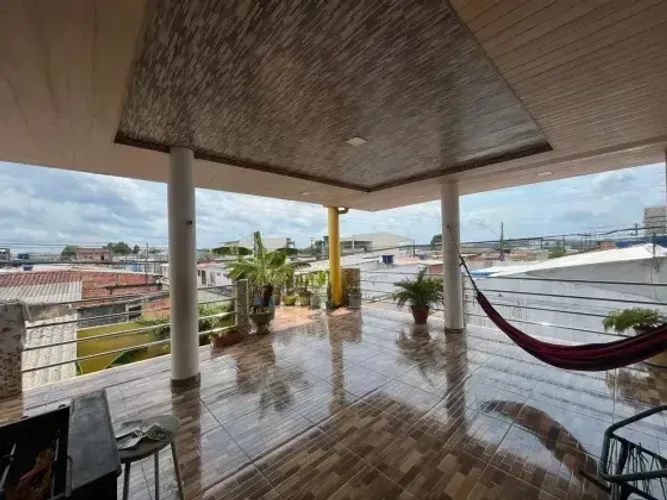 Nova Cidade de Esquina Duplex / Vendo Linda Casa / com 2 kitnets / 01 ponto comercial