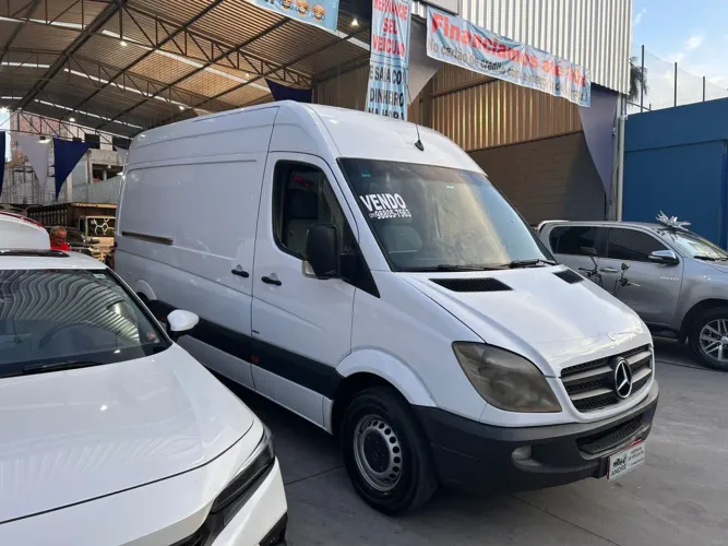 Mercedes-Benz Sprinter 311 Furgão E.longo T.alto Dies. 2013