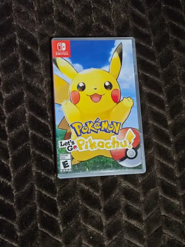 Pokemon Lest's Go Pikachu