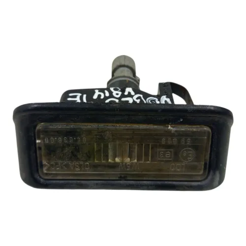 Lanterna Luz De Placa Traseira Esquerda Fiat Doblo Hlx 2011 