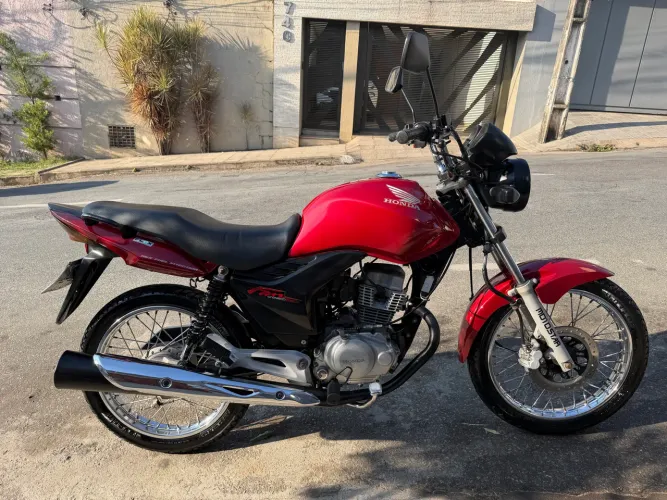 VENDO FAN 150 EXTRA COMPLETA MOTO TODA ORIGINAL