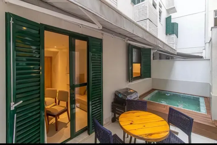 Sala quarto para venda tem 58 metros quadrados com 1 quarto em Copacabana - Rio de Janeiro