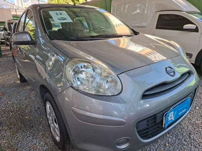 Nissan March S 1.0 16V Flex Fuel 5P 2012