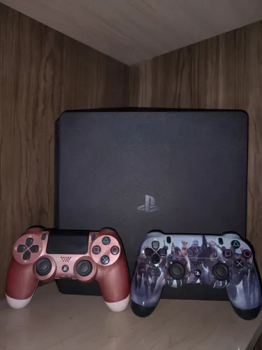 PS4 SLIM 1TB