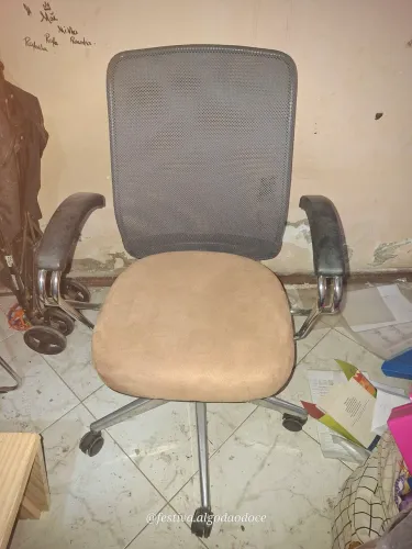 Cadeira escritório moderna