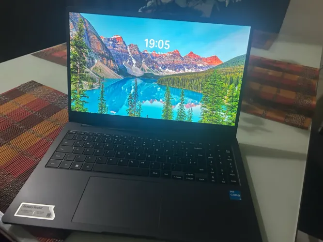 Notebook galaxy book 2 i3