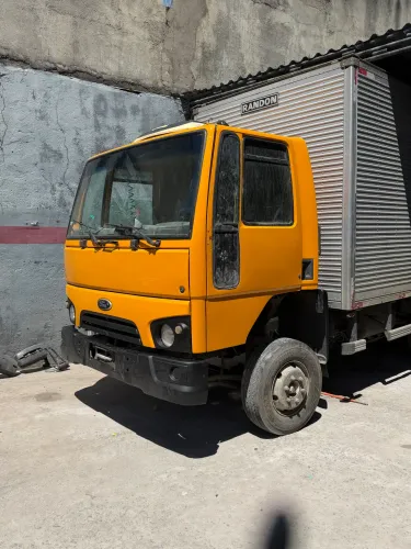 Vaga de motorista categoria D