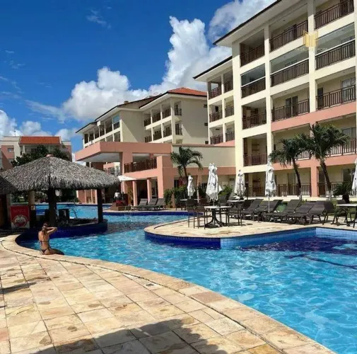 Apartamento com 2 dormitórios à venda, 72 m² por R$ 750.000,00 - Porto das Dunas - Aquiraz
