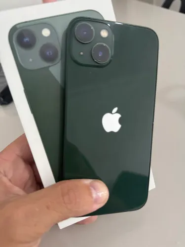 iPhone 13 128GB Verde Militar