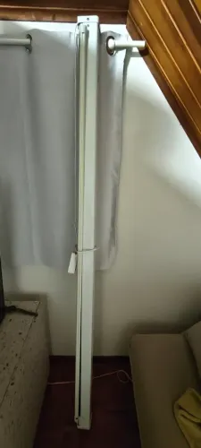 Tela de Projeção Retrátil Elétrica TBES070 (1.80x1.80m)