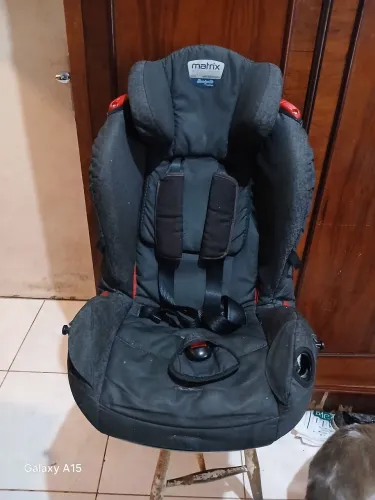 Cadeira de criança pra carro ?
