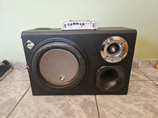 Caixa trio Falcon 12" + Amplificador 360W RMS