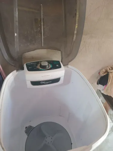 Tanquinho em bom estado