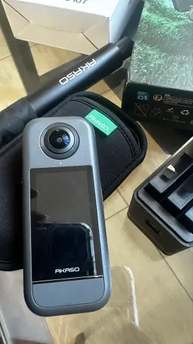 Câmera akaso 360