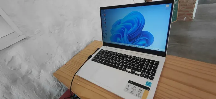 VENDO NOTBOOK SANSUNG