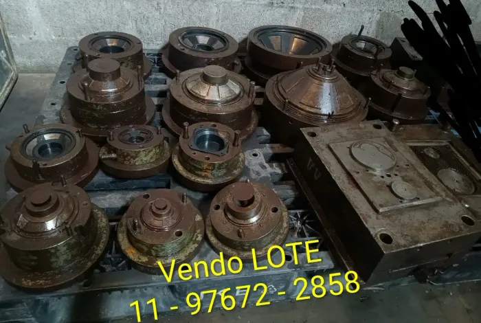 AUTOFALANTES _ 08 Moldes Injeção Plástica 