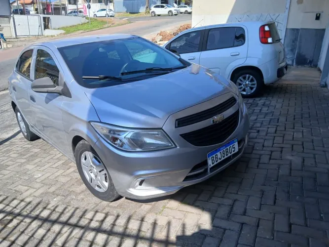 Chevrolet Onix JOY Hatch 1.0 8V Flex Mec. 4P 2017