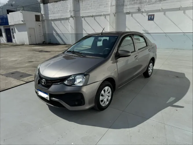 Toyota Etios X Sedan 1.5 Flex 16V 4P Mec. 2020