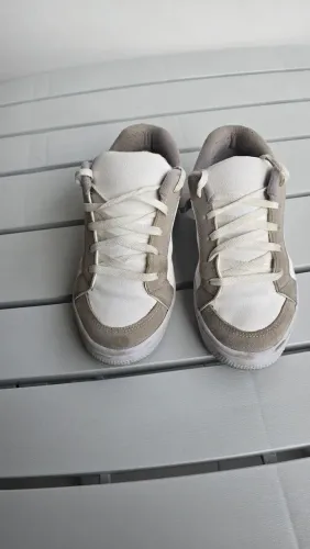 Tênis Feminino Branco e Rosa