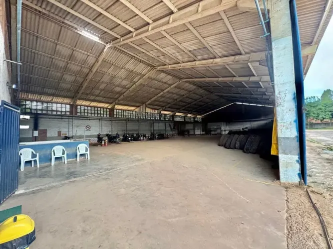 Imóvel para aluguel possui 1850 metros quadrados em Vila Esperança - São Luís - MA