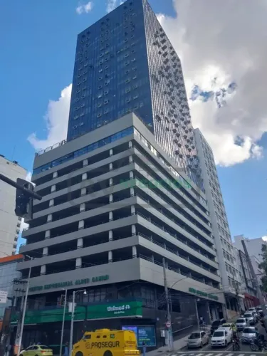 CA631Imóvel para venda tem 42 metros quadrados em Centro - Juiz de Fora - MG
