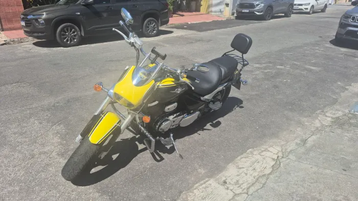 Suzuki Boulevard M800