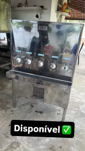 Bebedouro industrial