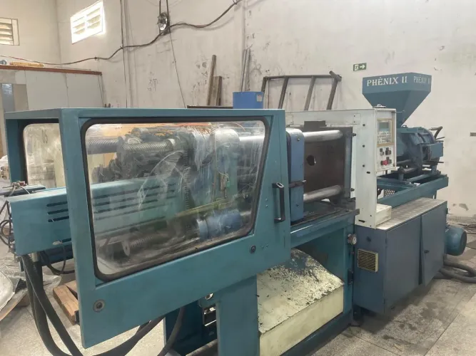 Maquina injetora R$ 15.000