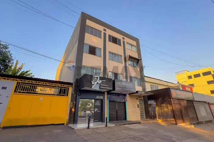 Kit à Venda na QNM 3 Ceilândia Centro | Excelente Localização