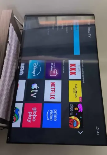? TV AOC Roku TV - Excelente Estado!