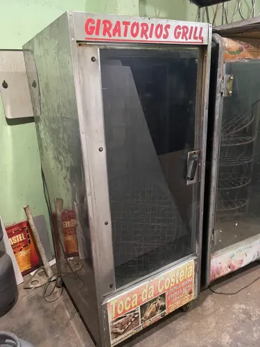 Máquina de assar carne
