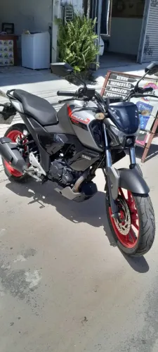 Fz15 2025 apenas 9.700km