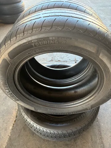 Pneus 175 65 aro 14 Goodyear cada