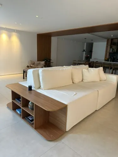 Móvel lateral de sofá sob medida em MDF padrão Feijó - 170cm