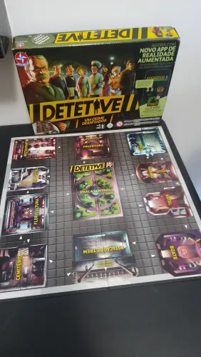 Jogo de Tabuleiro Detetive
