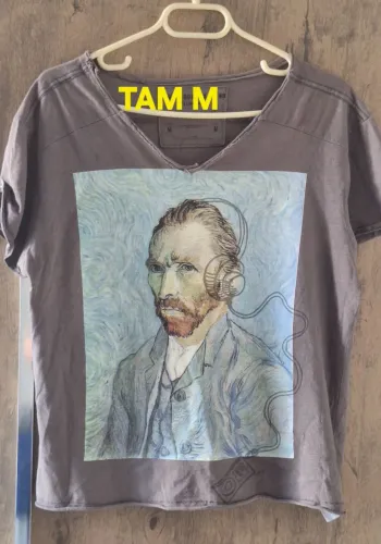 Camisetas masculinas tam P e M 