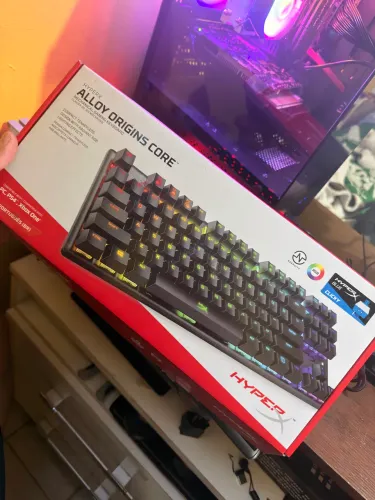 TECLADO HYPERX ALLOY ORIGINS CORE USADO FUNCIONANDO