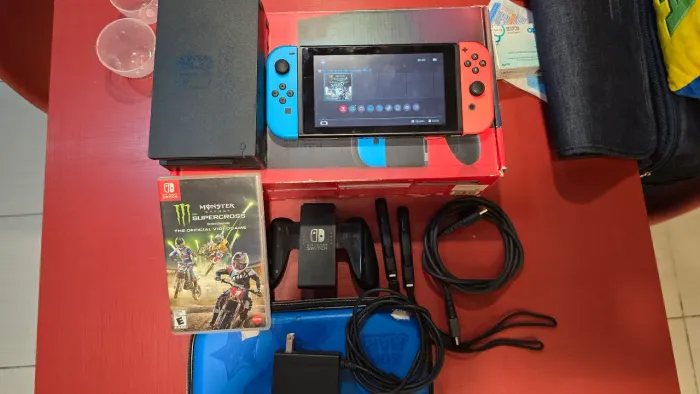 Nintendo Switch completo com Jogo