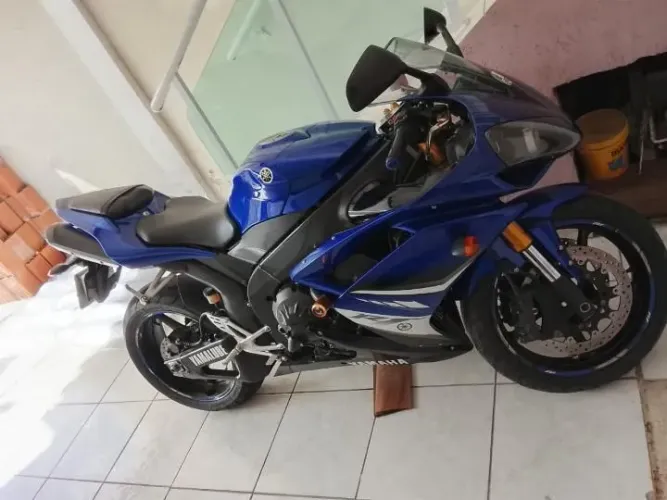 Yamaha YZF-R1 1000cc