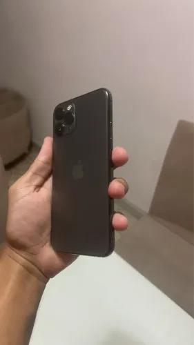 ? iPhone 11 Pro 256GB Preto