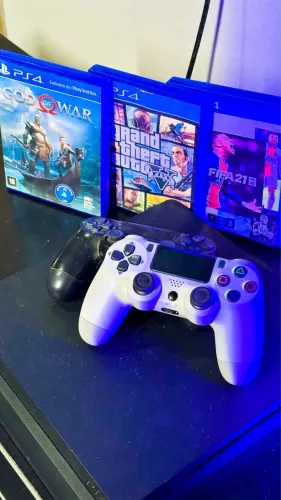 Ps4 slim 