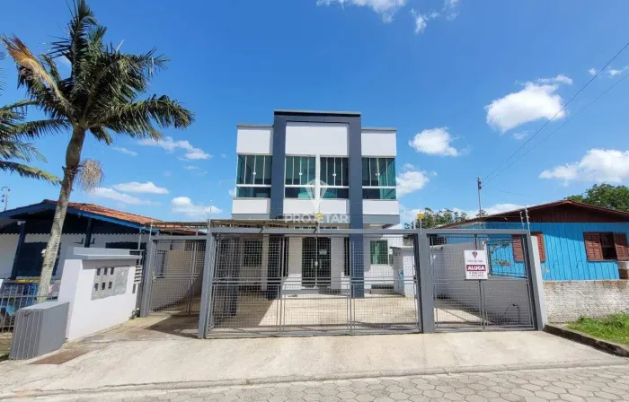 Apartamento para Locação Semi Mobiliado no Bairro Coloninha, Araranguá!