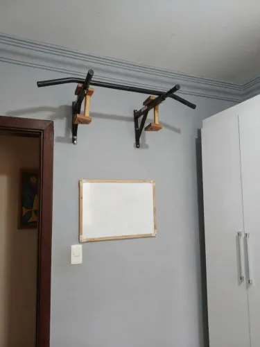 Barra fixa - Suporta até 250kg