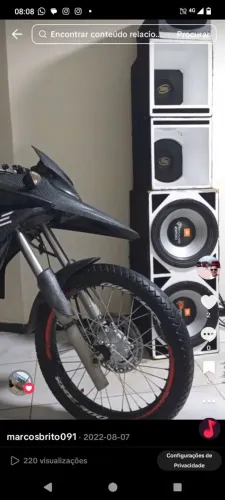 Caixa e com 2 Graves  JBL 15"  tornado 2200