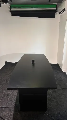 Mesa de reunião - Preta 6 lugares