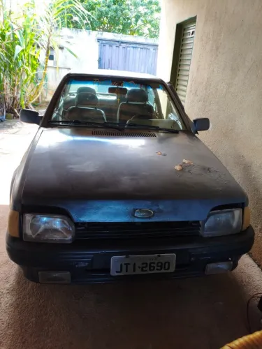 Ford Verona LX 1.8 (modelo Antigo) 1990