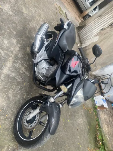 VENDO CB 300R
